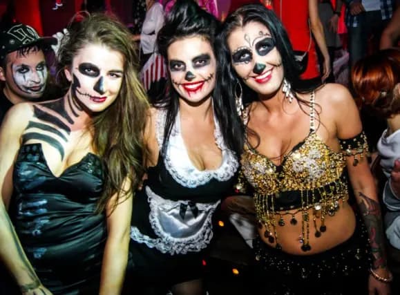 Halloween Boat Party: NYC Reggaeton y Ritmos Latinos