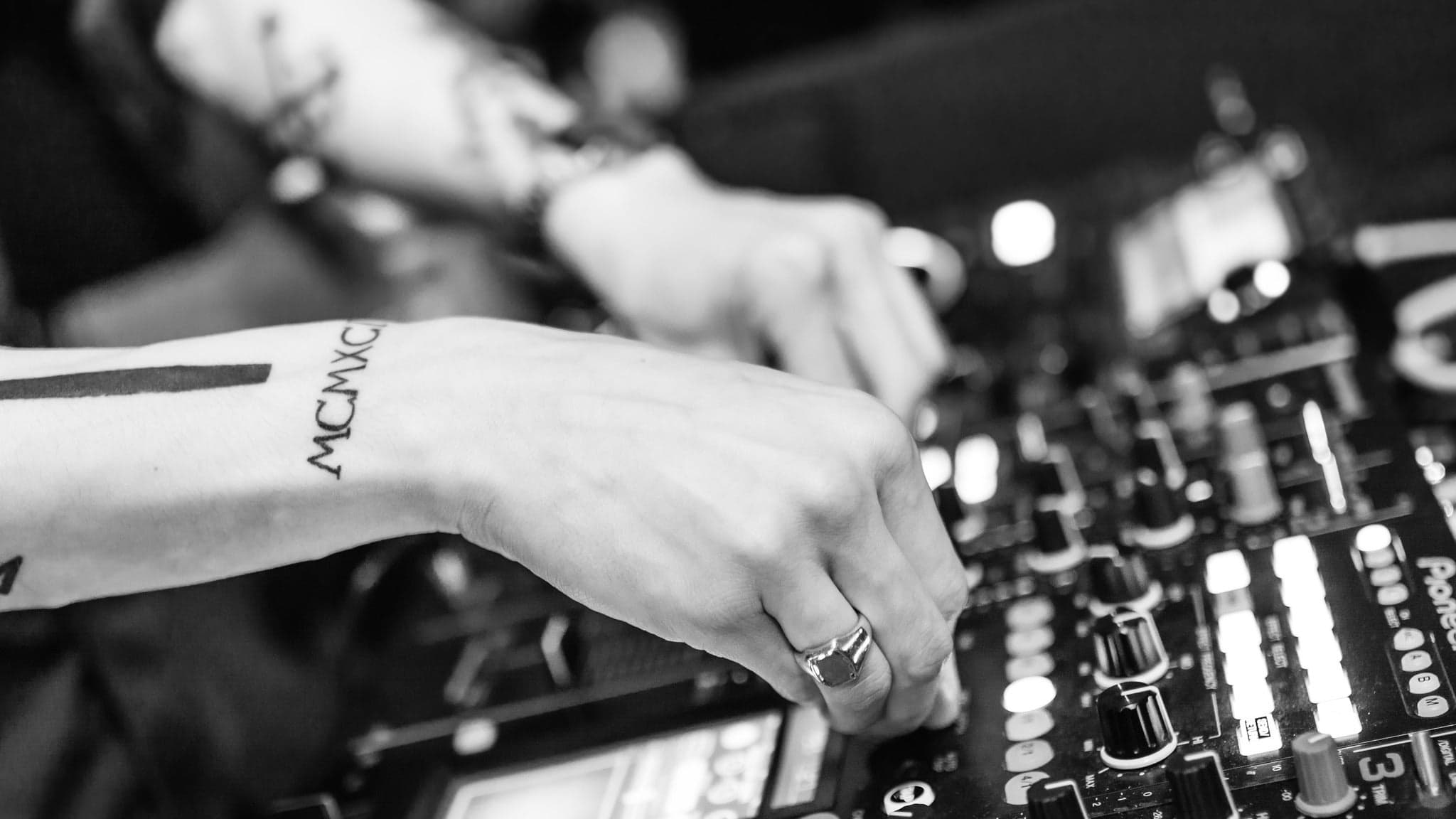FREE SHOW: CLUB CULTURA DJ NIGHT - CUMBIA, REGGAETON, ROCK EN ESPANOL, LATIN EDM AND MORE!